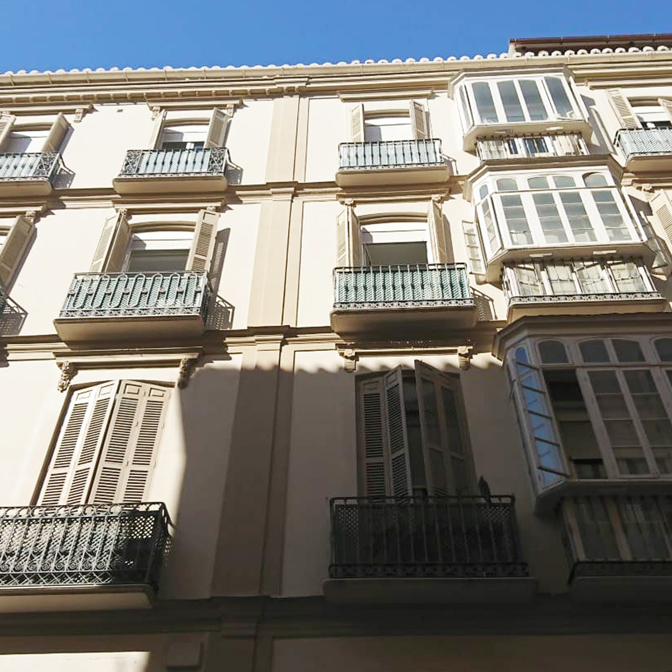 Arquitectos-Certificado-Eficiencia-Energetica-hospital-malaga